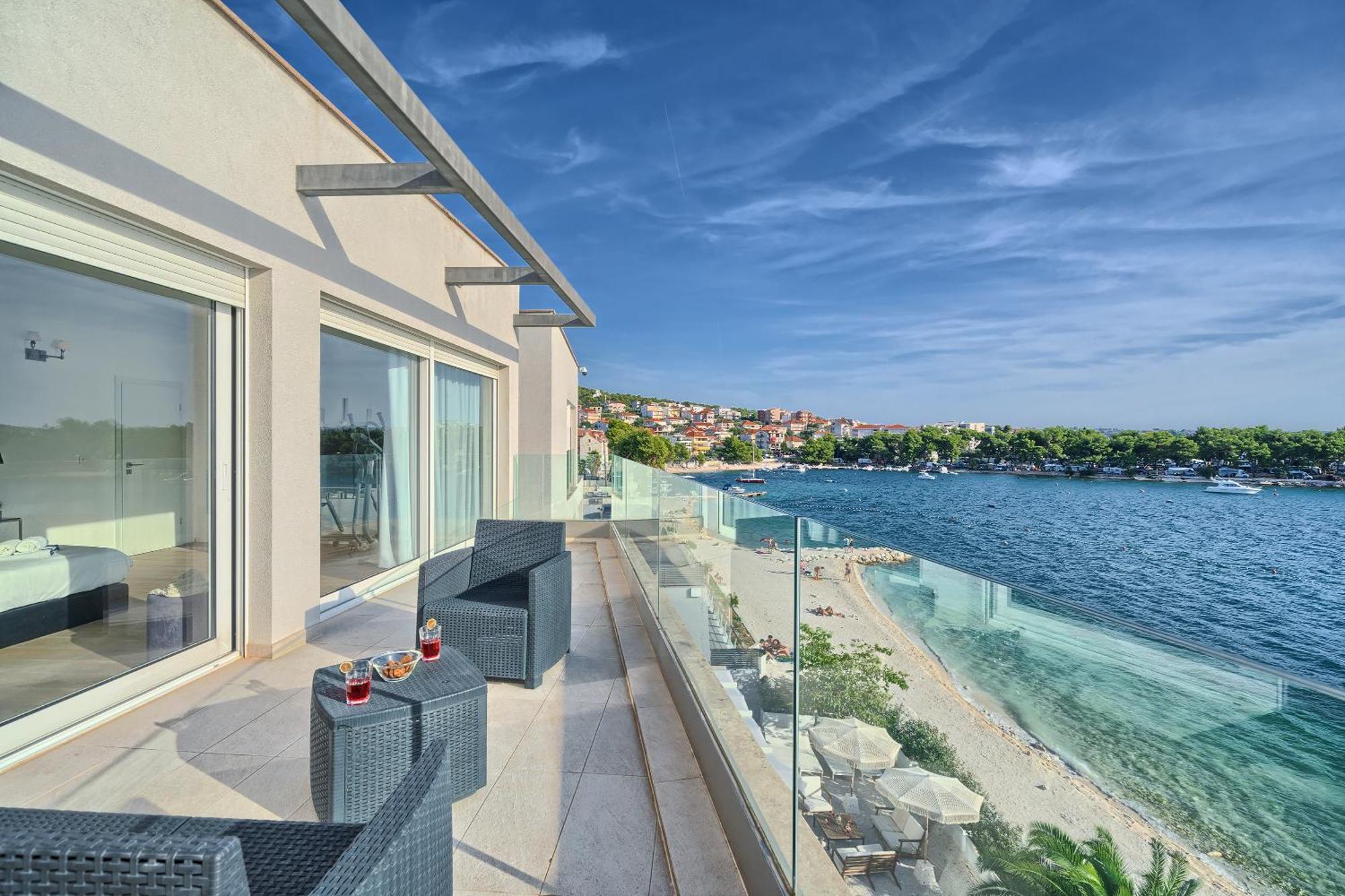 Livingstone Beach House Trogir Exterior foto